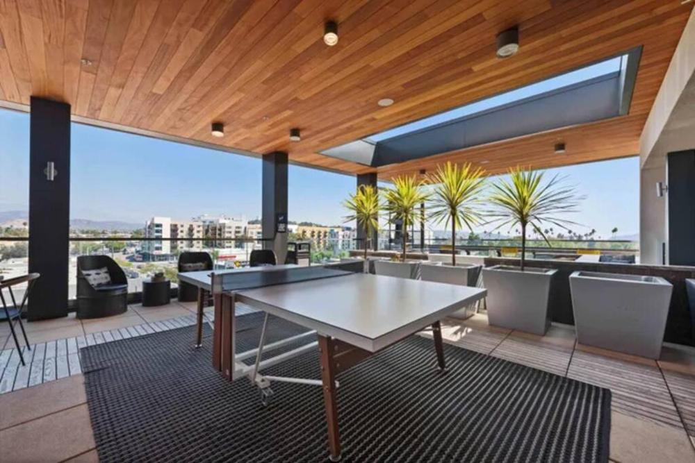 Modern and Lavish apartment